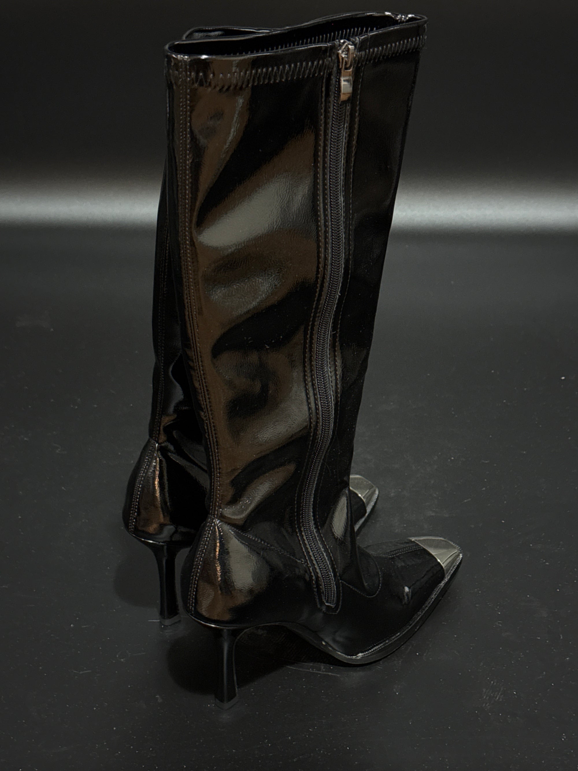 Gloss Black Heeled Boots EU40