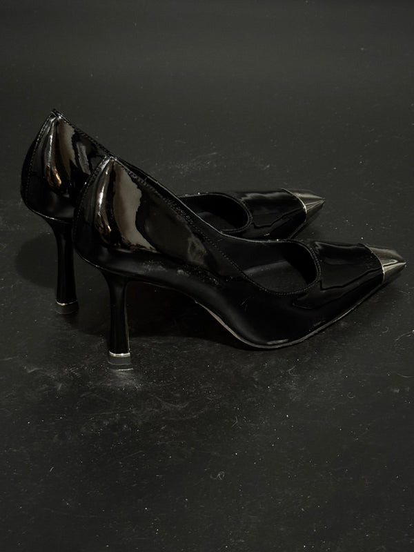 Gloss Black Heels US8