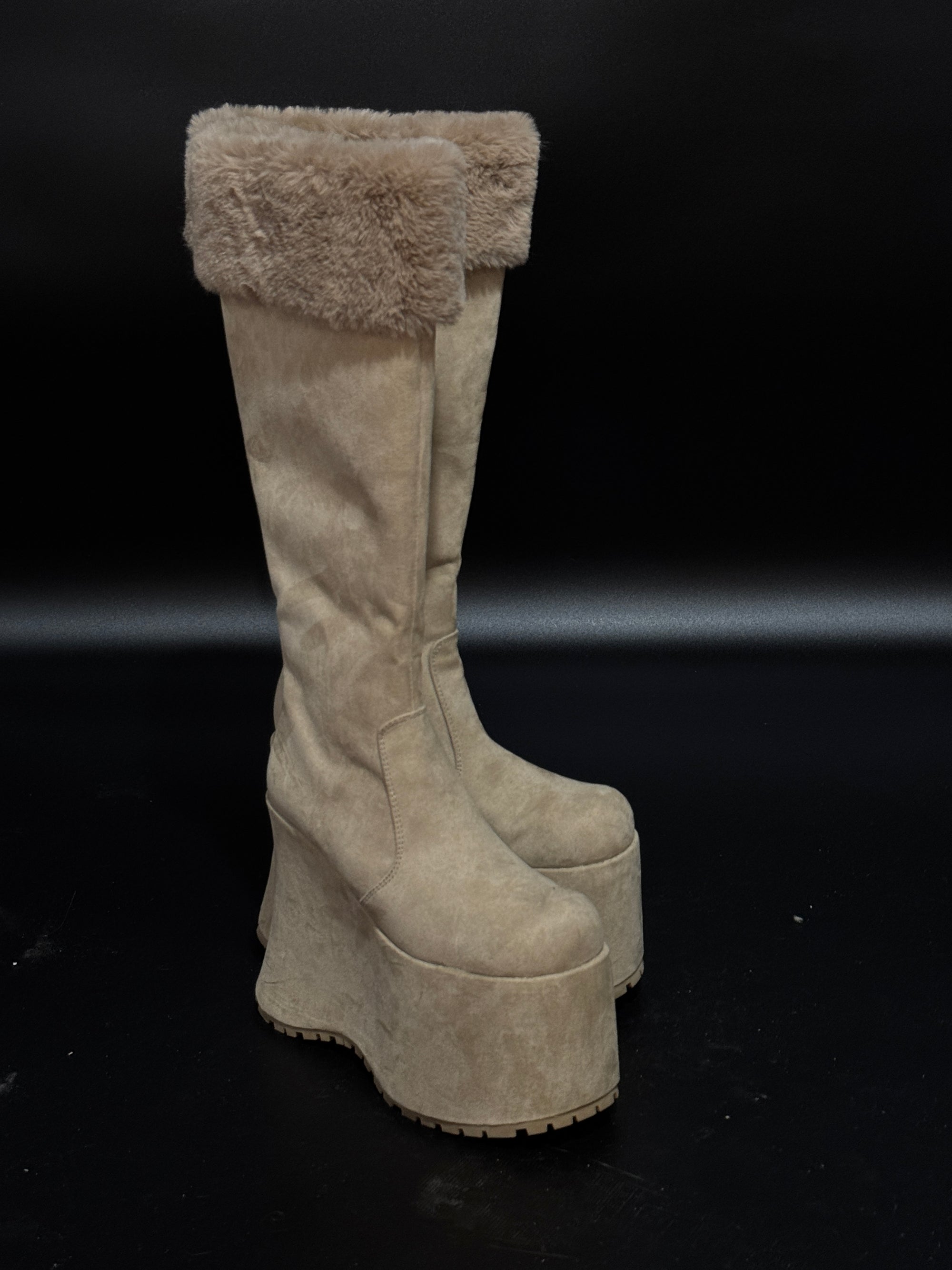 Suede Knee-high Platform Boots US7