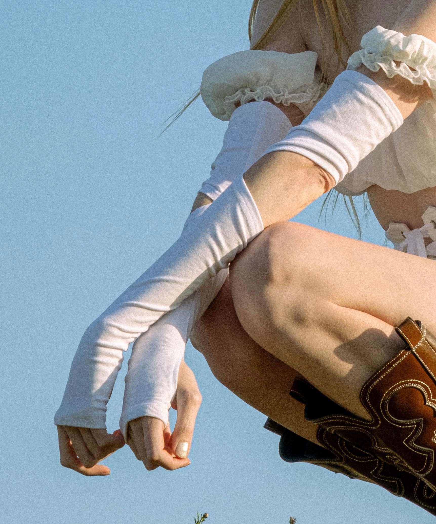 Cutout Arm Sleeves (Grand Prix White)